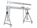 Portaalkraan, verrijdbaar onder last. Dubbelligger, uitgevoerd in aluminium.